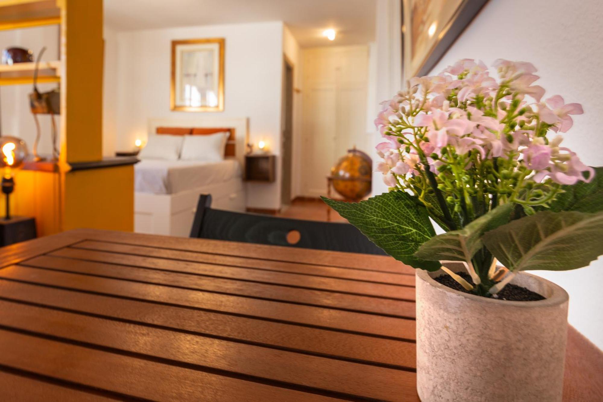 Duquesa Port Studio Apartment - Bright Sunlit Terrace Manilva Εξωτερικό φωτογραφία